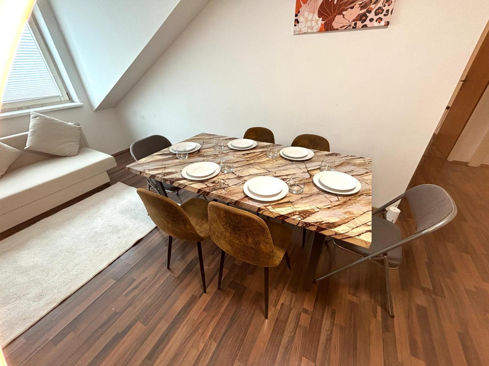 Cityhit 1020Treasure Home 维也纳 外观 照片